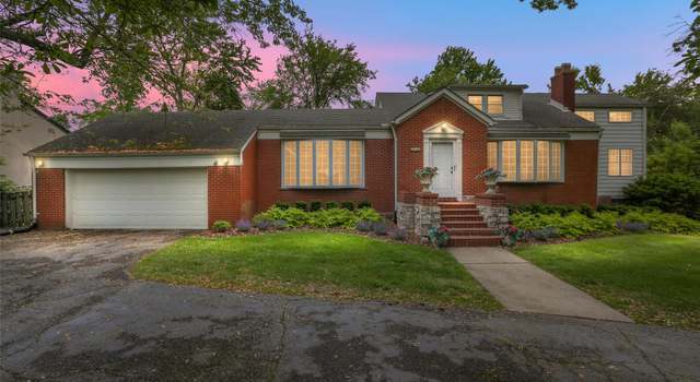 Photo of 2136 Lawndale Ave, West Bloomfield, MI 48323