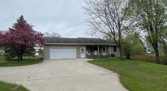 Photo of 10200 Riley Rd, Interlochen, MI 49643