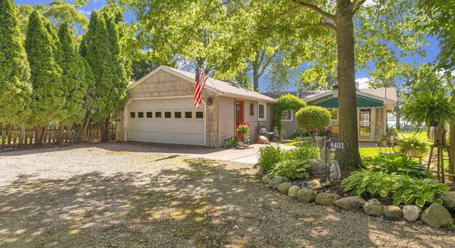 Photo of 8401 River Rd, Cottrellville, MI 48039
