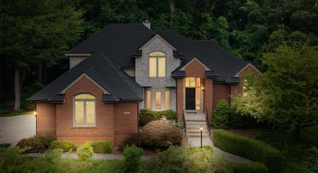 Photo of 260 Forest Crest Dr, Commerce Twp, MI 48390