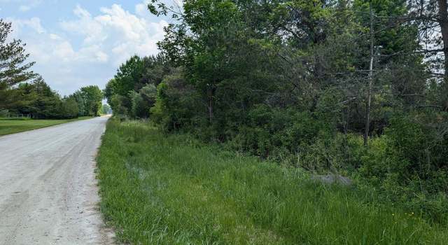 Photo of 2740 Fox Rd Rd, Wales, MI 48027