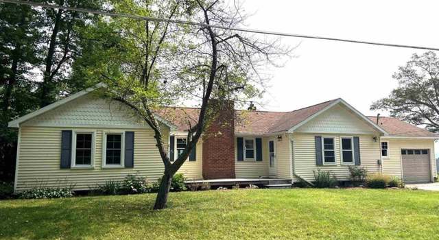 Photo of 2698 N Peterson Dr, Sanford, MI 48657