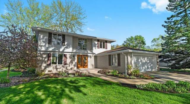 Photo of 43928 N Umberland Cir, Canton, MI 48187