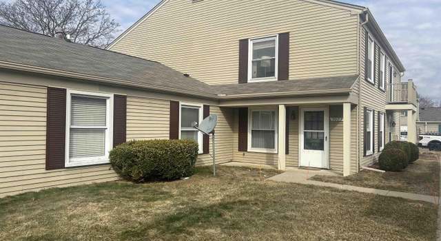 Photo of 3023 Maplewood Ct, Lake Orion, MI 48360