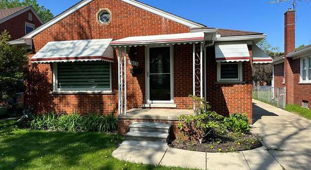 Photo of 8483 Riverdale St, Dearborn Heights, MI 48127