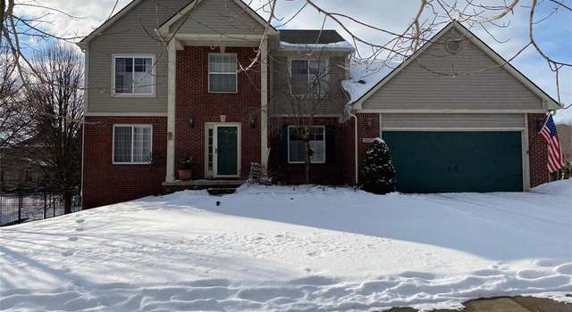 Photo of 24179 Martindale Rd, South Lyon, MI 48178