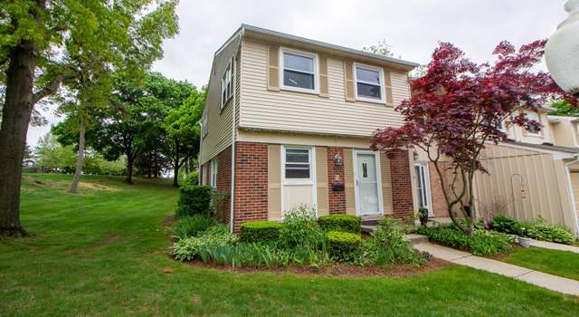 Photo of 1522 Brentwood Dr, Troy, MI 48098
