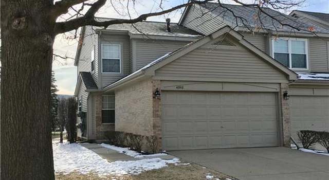 Photo of 43918 Stoney Ln, Sterling Heights, MI 48313