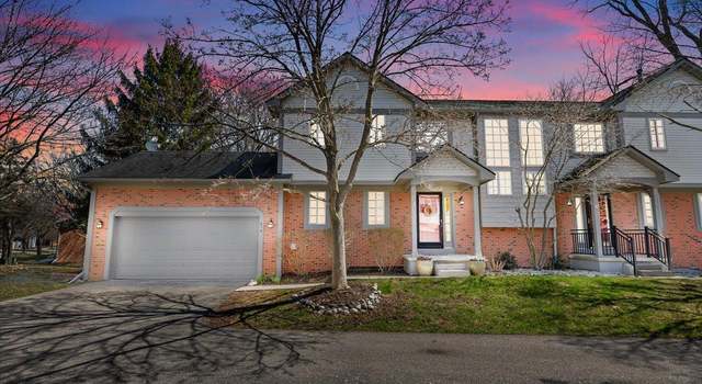 Photo of 619 Winwood Cir, Walled Lake, MI 48390