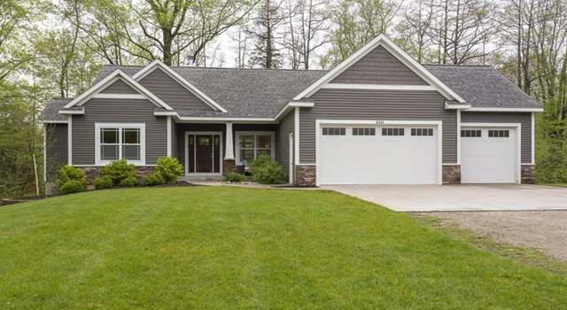 Photo of 2851 64th St, Fennville, MI 49408