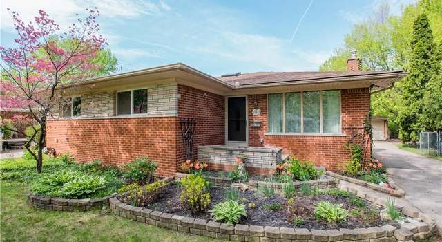 Photo of 21953 Leyte St, Farmington Hills, MI 48336