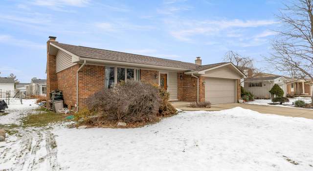 Photo of 20496 Churchill Ave, Brownstown, MI 48183