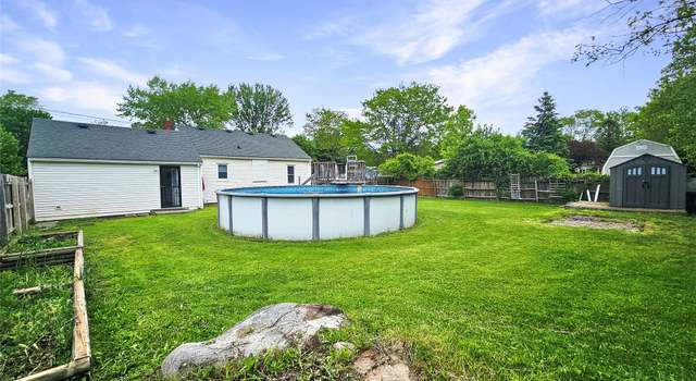Photo of 2388 Morton Ave, Grand Blanc, MI 48507