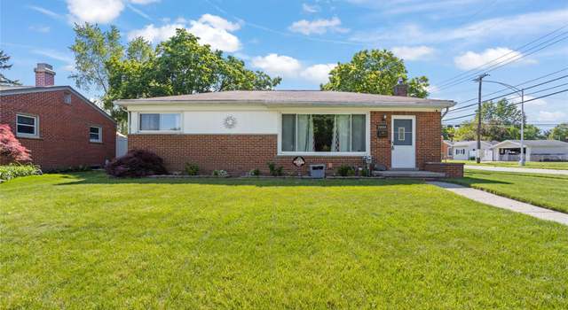 Photo of 36650 Thinbark St, Wayne, MI 48184