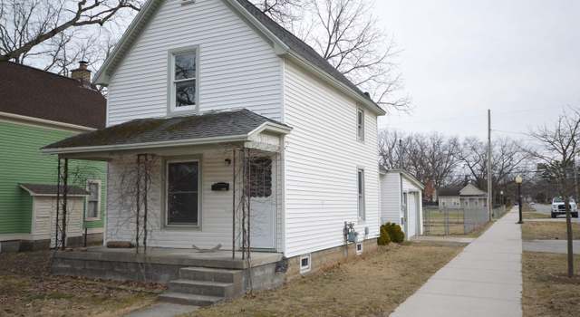 Photo of 1002 Lincoln St, Traverse City, MI 49686