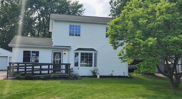 Photo of 2134 Cherrywood Dr, Burton, MI 48519