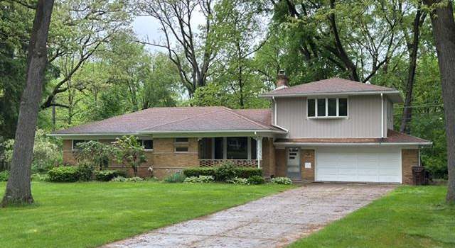 Photo of 4973 Hampshire Dr, Shelby Twp, MI 48316