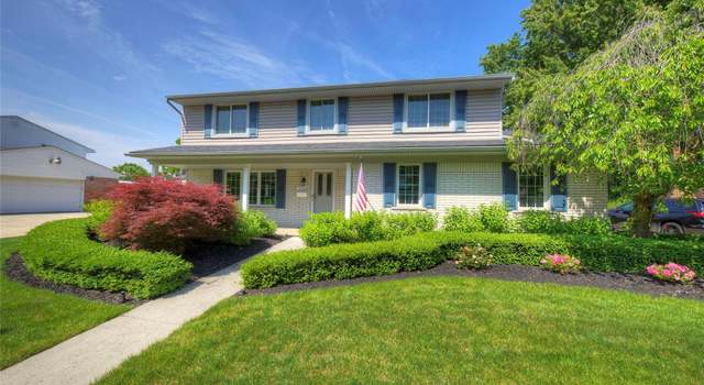Photo of 16263 Fairway St, Livonia, MI 48154