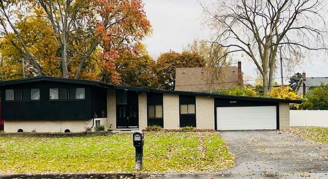 Photo of 24386 N Carolina St, Southfield, MI 48075
