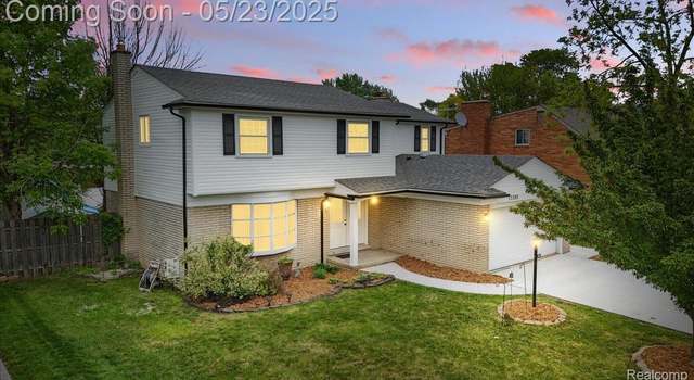 Photo of 17380 Nadora St, Southfield, MI 48076