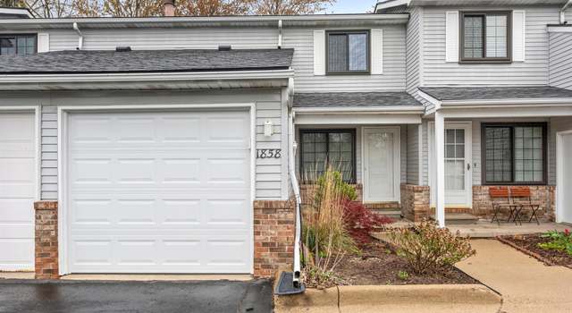 Photo of 1858 N Pontiac Trl, Walled Lake, MI 48390