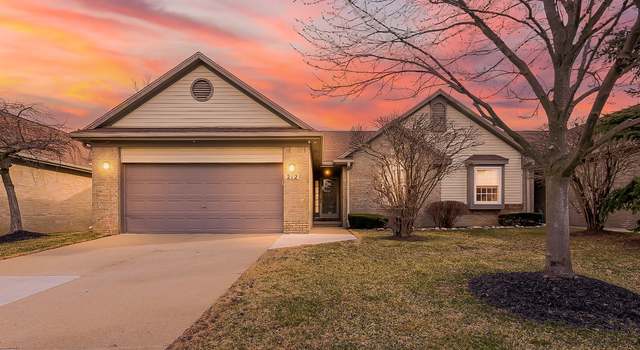Photo of 212 Winding Brk, Commerce Twp, MI 48390