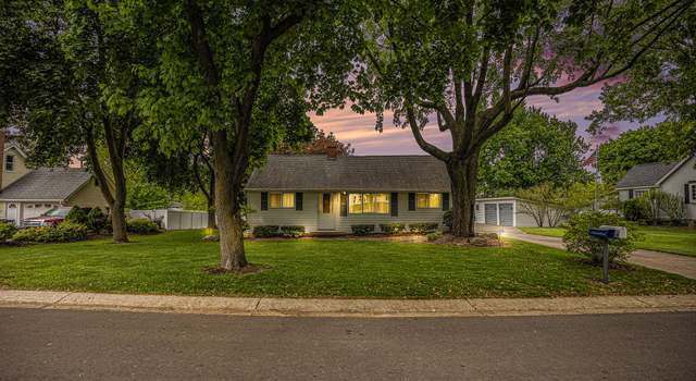 Photo of 2724 Harrison Ave, Rochester Hills, MI 48307