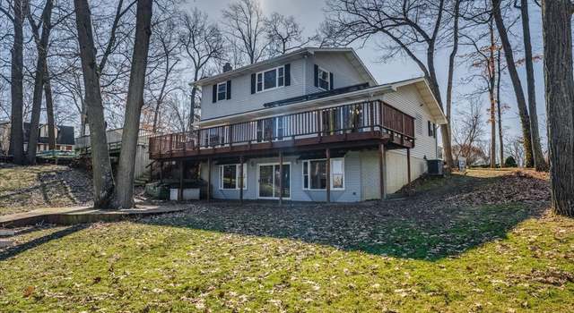 Photo of 6402 Hartwood Dr, Fenton, MI 48430