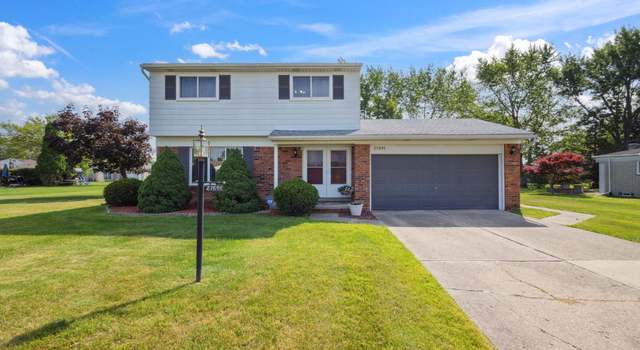 Photo of 27691 Westcott Crescent Cir, Farmington, MI 48334