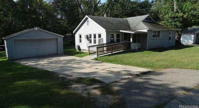 Photo of 7191 Michigan Ave, West Bloomfield, MI 48324