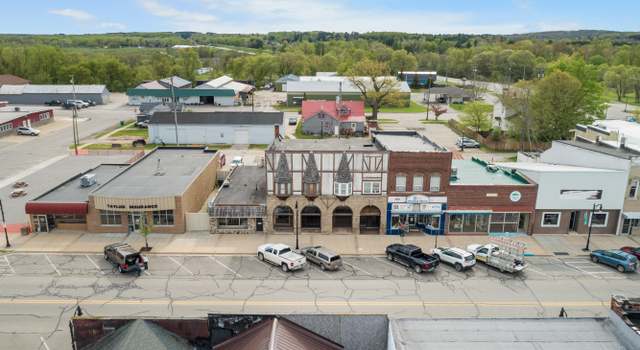 Photo of 130 N Main St, Evart, MI 49631