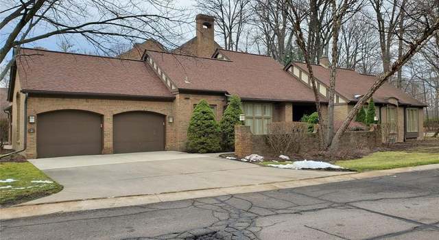 Photo of 2 Timberlane Ct, Dearborn, MI 48126
