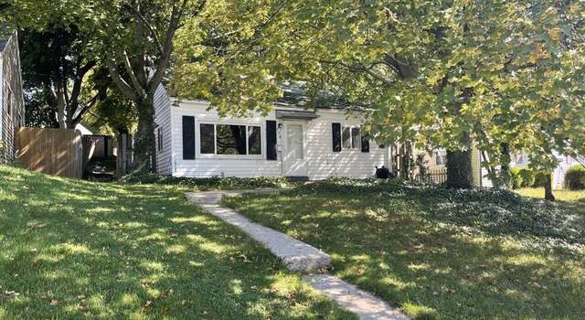 Photo of 736 Emerald Ave NE, Grand Rapids, MI 49503