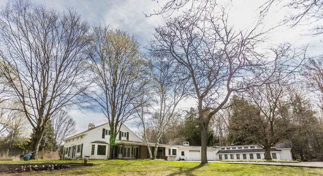 Photo of 3080 N Lake Leelanau Dr, Lake Leelanau, MI 49653