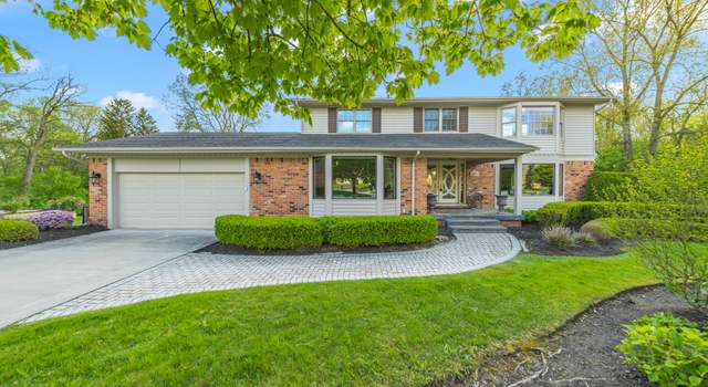 Photo of 31255 Stonegate Ct, Farmington Hills, MI 48331