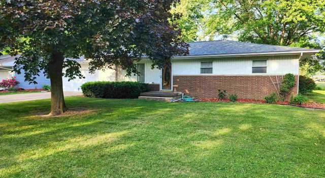 Photo of 504 Abingdon St, Chesaning, MI 48616
