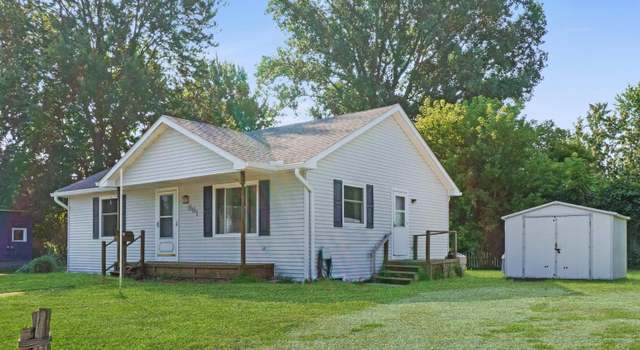 Photo of 561 Bruce St, Marine City, MI 48039