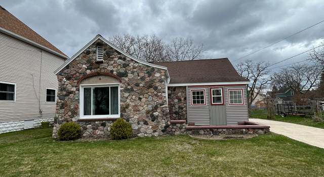Photo of 416 Church St, East Tawas, MI 48730