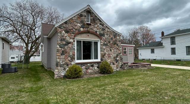 Photo of 416 Church St, East Tawas, MI 48730
