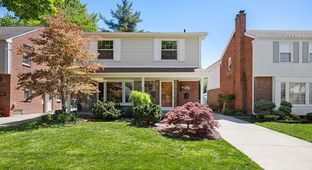 Photo of 210 Robindale Ave, Dearborn, MI 48128