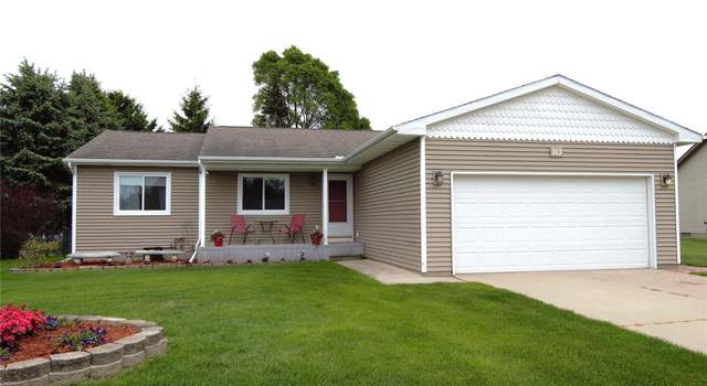 Photo of 313 Janet Ln, Almont, MI 48003