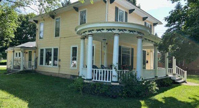 Photo of 114 E Pottawatamie St, Tecumseh, MI 49286