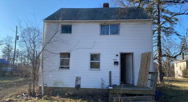 Photo of 1809 Milbourne Ave, Flint, MI 48504