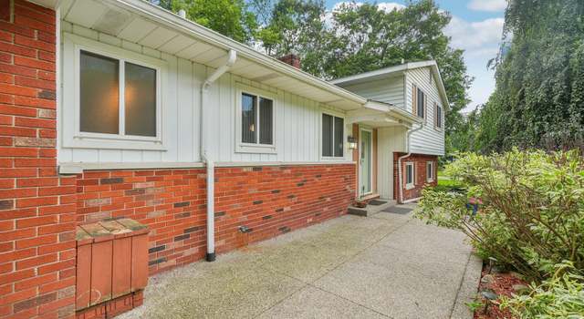 Photo of 6575 Goldfinch Ln, Clarkston, MI 48346