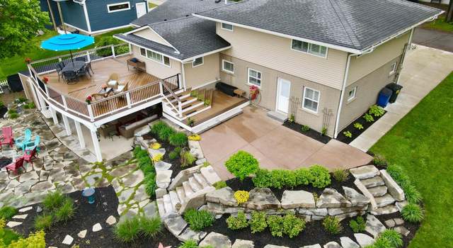 Photo of 1451 Shoreline Dr, Hartland, MI 48353