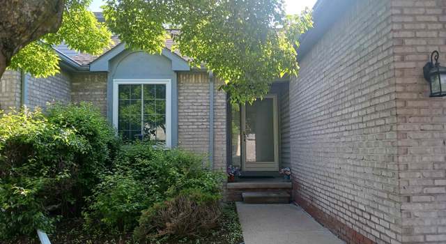 Photo of 17795 Bobwhite Ct, Brownstown, MI 48192