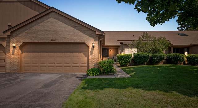 Photo of 2175 London Bridge Dr, Rochester Hills, MI 48307