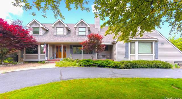 Photo of 459 N Elms Rd, Flushing, MI 48433