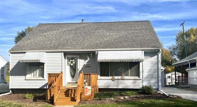 Photo of 22309 Lange St, St Clair Shores, MI 48080
