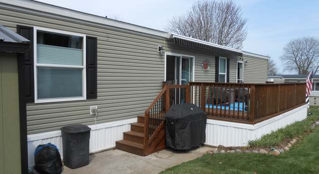 Photo of 325 Birch Trail Dr, Port Sanilac, MI 48469